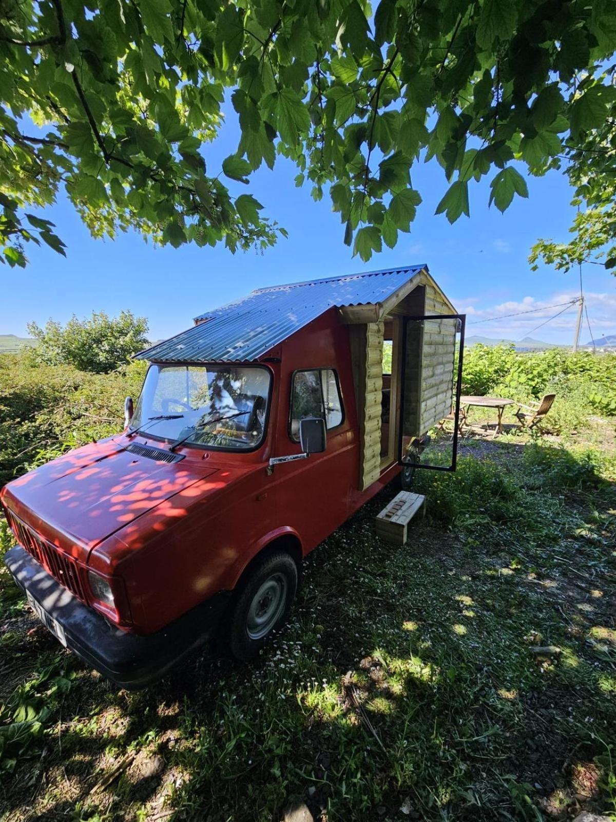 Granville House Apartments And Garden Suites バリーフェリター エクステリア 写真