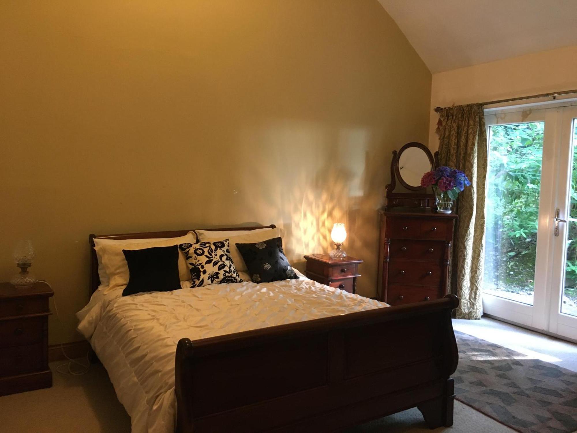 Granville House Apartments And Garden Suites バリーフェリター エクステリア 写真