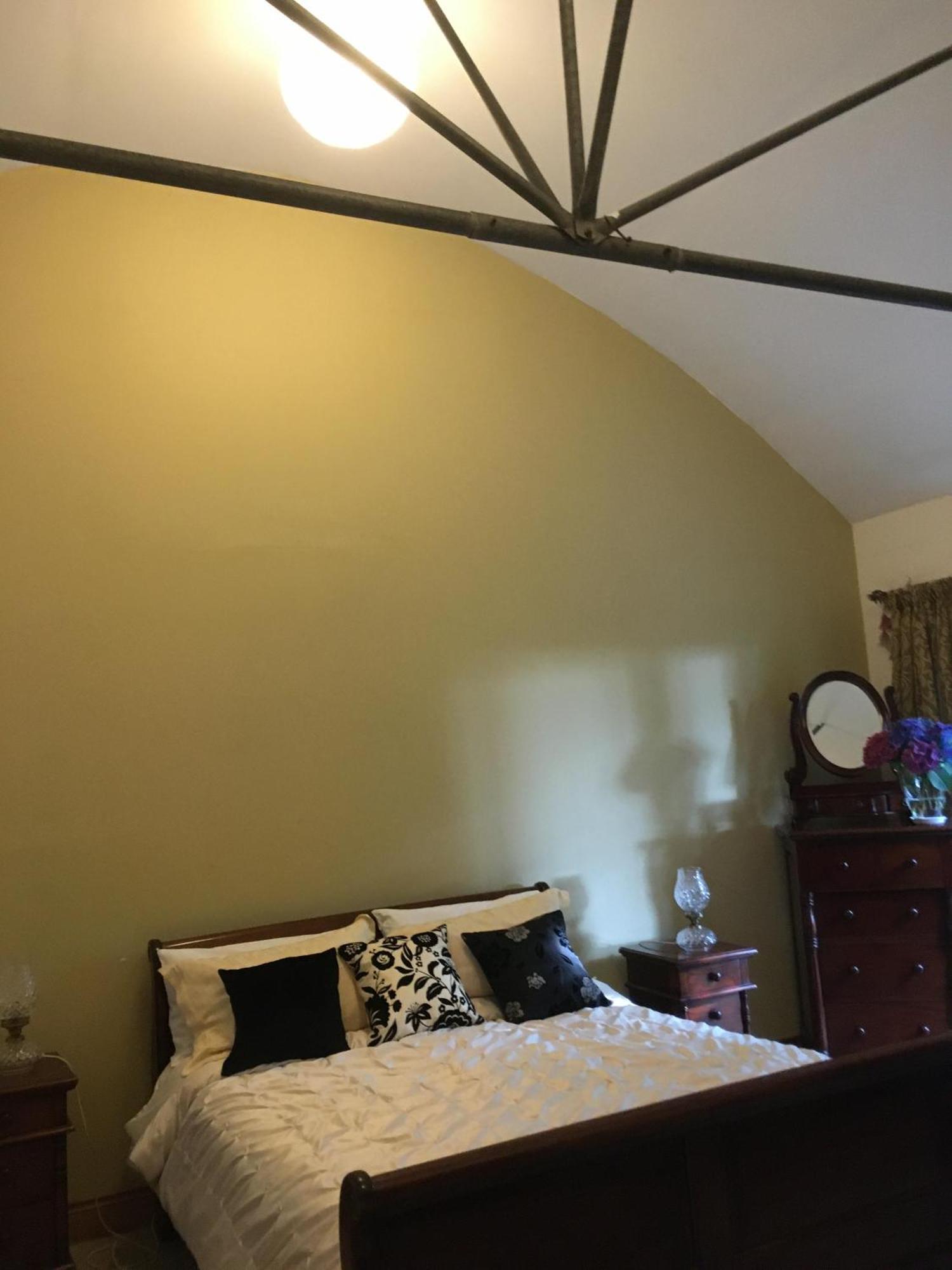 Granville House Apartments And Garden Suites バリーフェリター エクステリア 写真