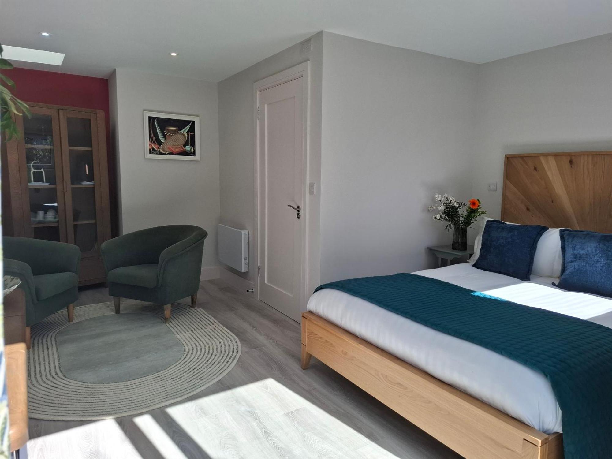 Granville House Apartments And Garden Suites バリーフェリター エクステリア 写真