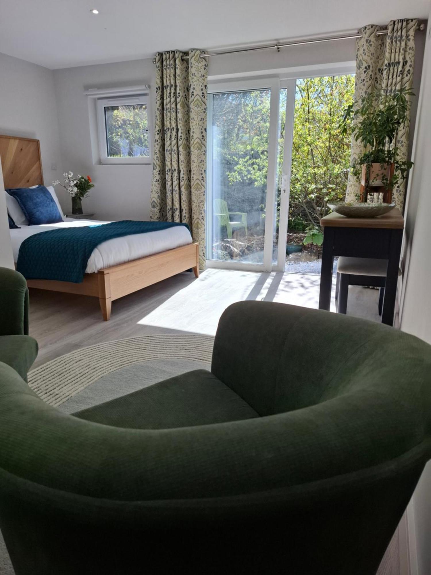 Granville House Apartments And Garden Suites バリーフェリター エクステリア 写真